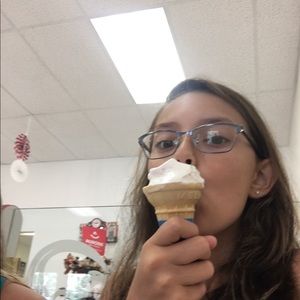 Meet your Posher, Kaylee